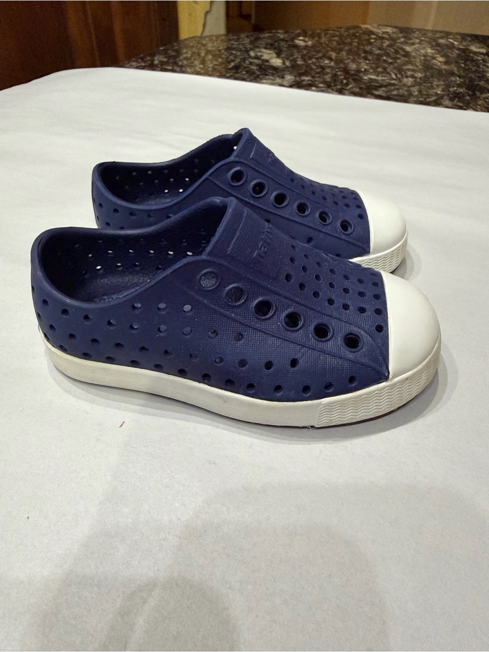 Navy Native Shoes Size C6